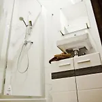 アパート Qawra Bugibba New Modern And Centrally Located セント・ポールズ・ベイ