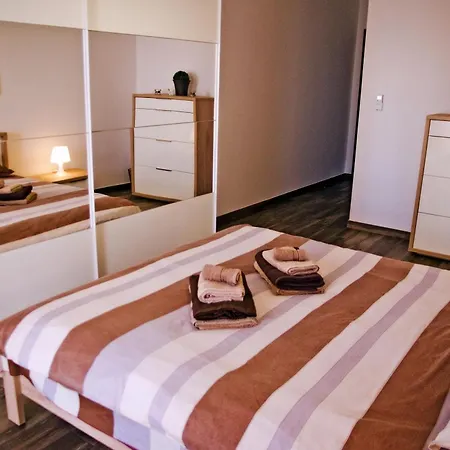 アパート Qawra Bugibba New Modern And Centrally Located