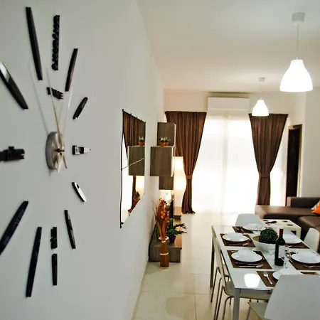 Qawra Bugibba New Modern And Centrally Located Lägenhet