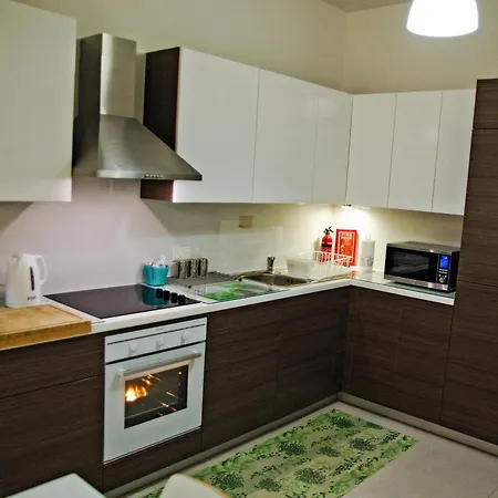 公寓 Qawra Bugibba New Modern And Centrally Located 圣保罗湾城